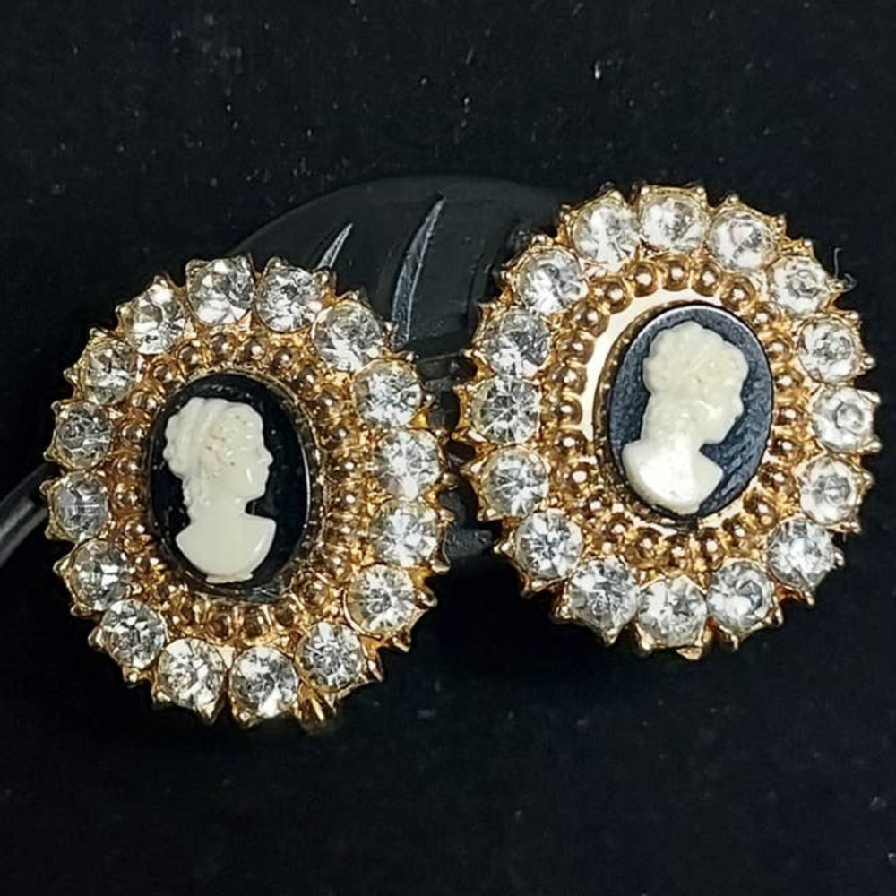 Vintage 1960s Coro Cameo Rhinestone Earrings Screw Back Costume Jewelry……​​​